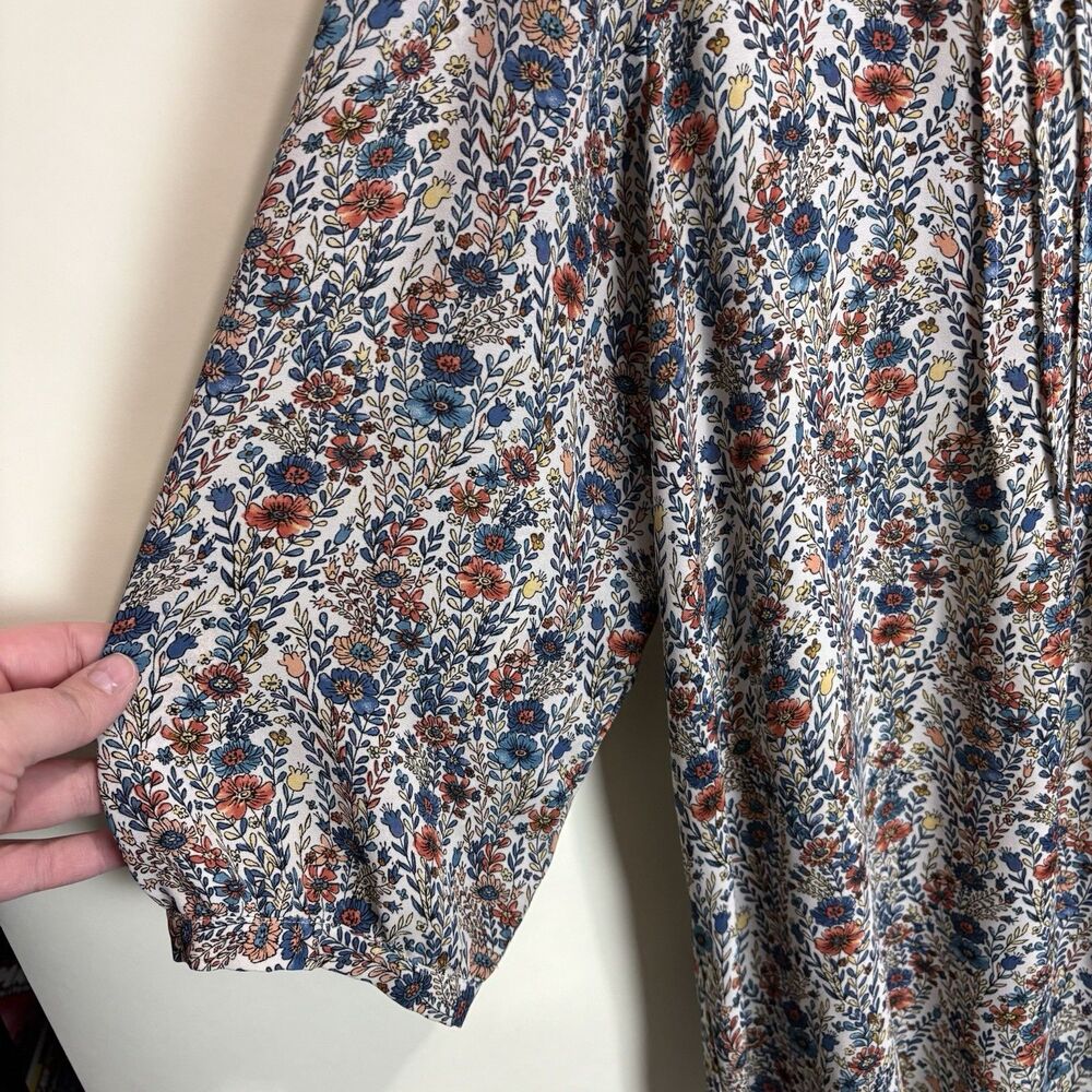 Rose + Olive Pintuck Blouse 2X Floral Blue White Pink Work Cottage Office Church - Picture 2 of 7